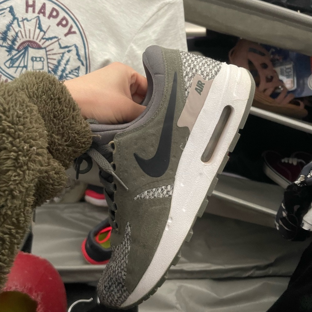 Nike - 6.5 - Picture 3 of 6